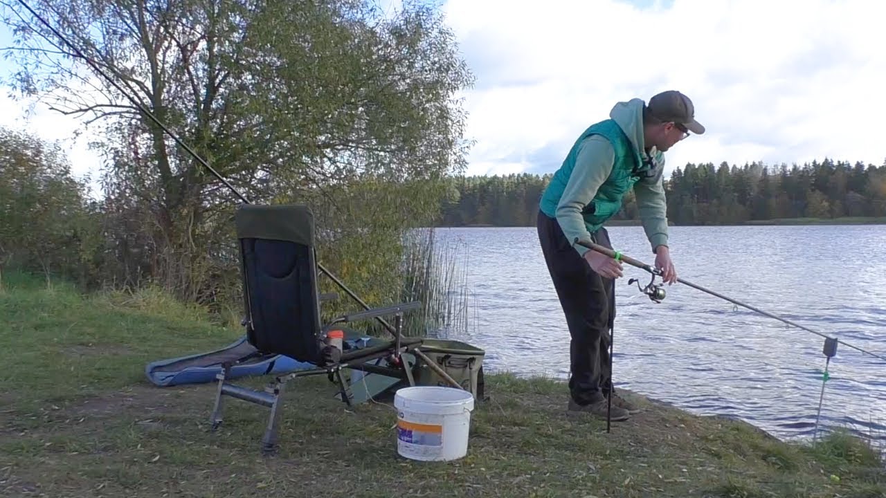Starkių žvejyba dugnine me&scaron;kere