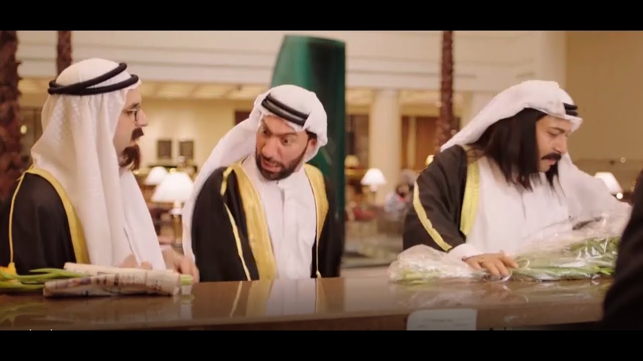 ضحك جنان ... هجرس  و خاطر عاملين فيها خاليجة   و خناقة  في الفندق  و مع محمد ثروت  كوميديا موووت