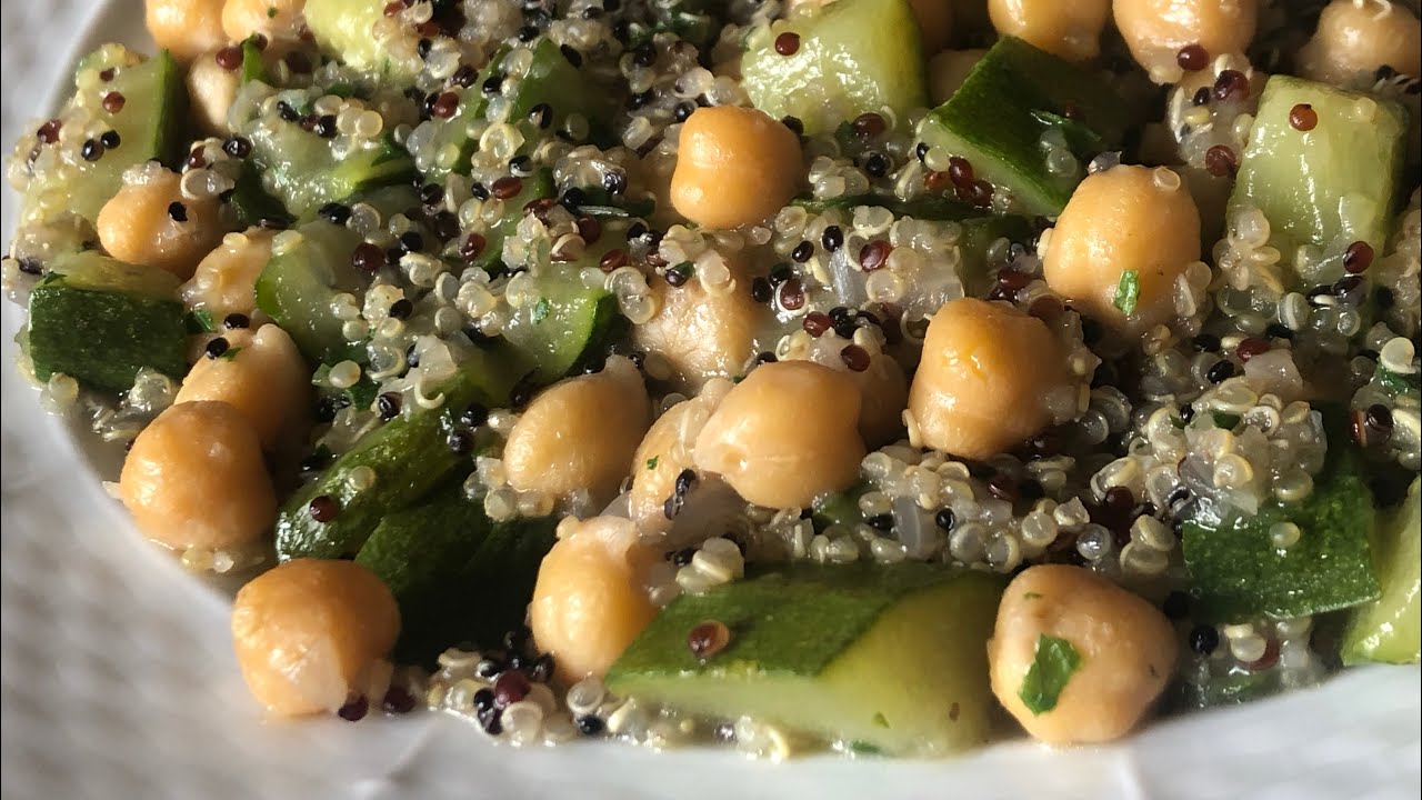 QUINOA CECI E ZUCCHINE ricetta light facile