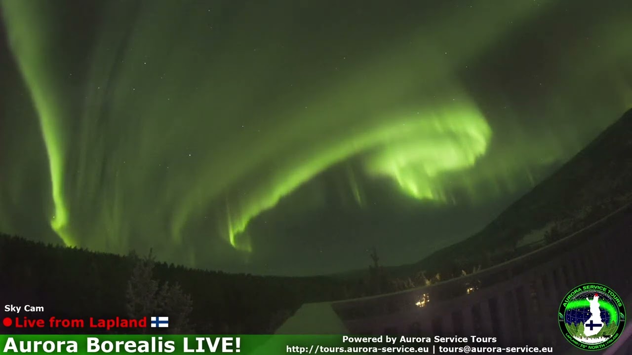 Epic Northern lights in Lapland Finland 18.11.2022