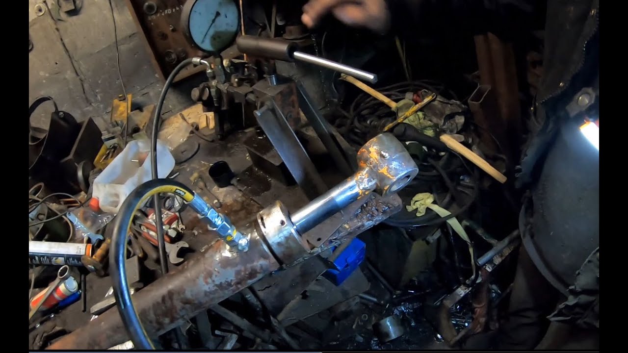 Rozbieramy, prostujemy, uszczelniamy, sprawdzamy szczelności w siłownikach Ostrówka