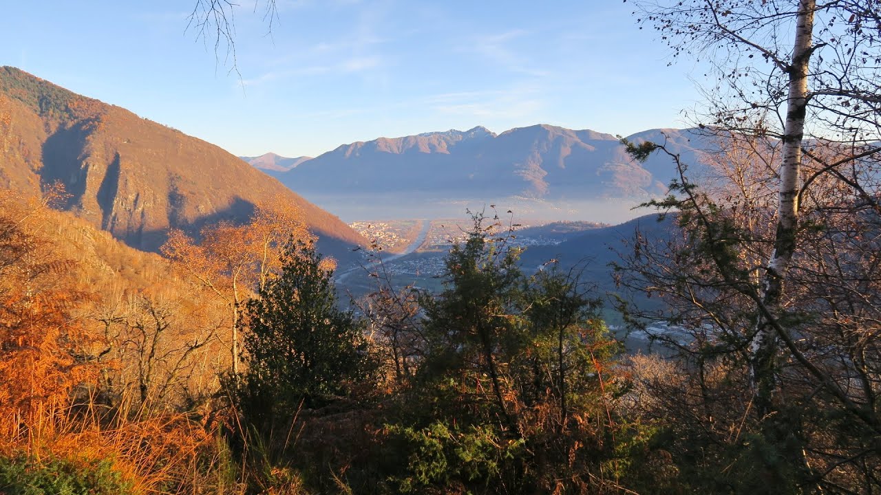 Loco (Onsernone) über den Monte Salmone nach Verscio ///  20. Nov. 2021