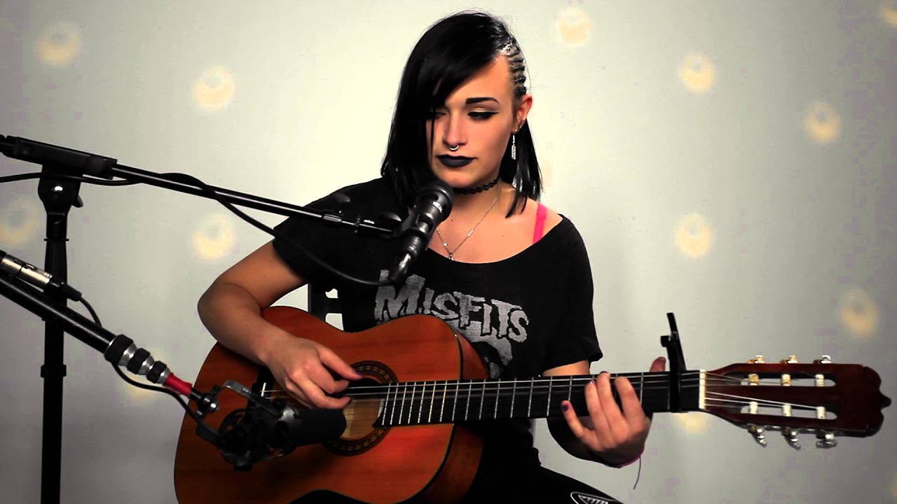 Lily Albright performs Kurt Vile's 