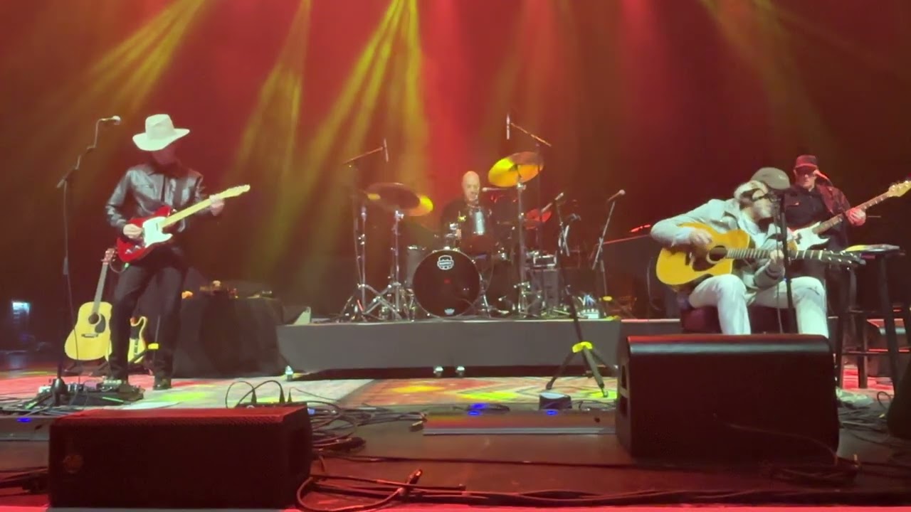 Robert Earl Keen | LIVE At The Met