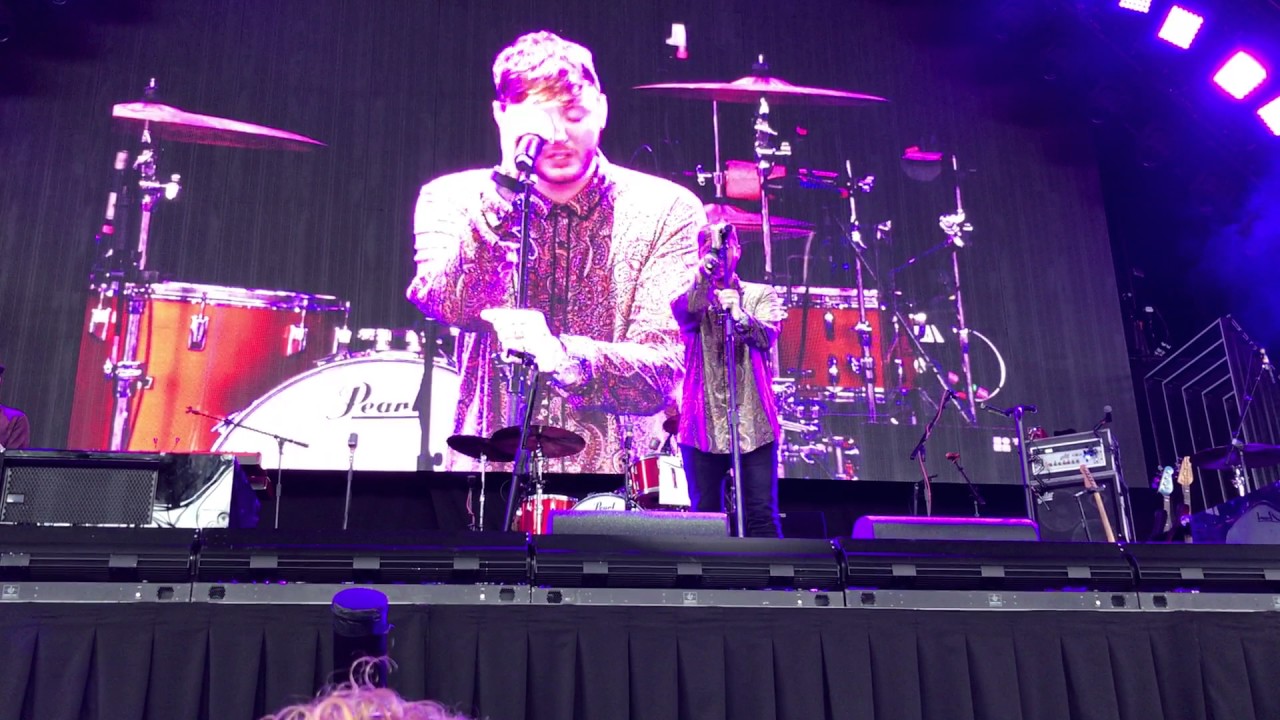 James Arthur Live Freestyling with Amazing Vocals July 21, 2017