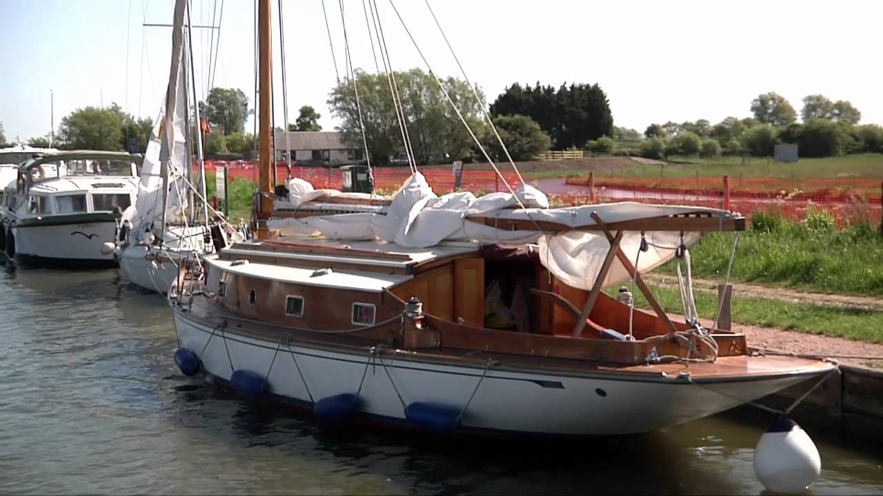 KeepTurningLeft Season 3 Film 12 Sailing from Barton Broad to Hickling Broad with Dylan Winter