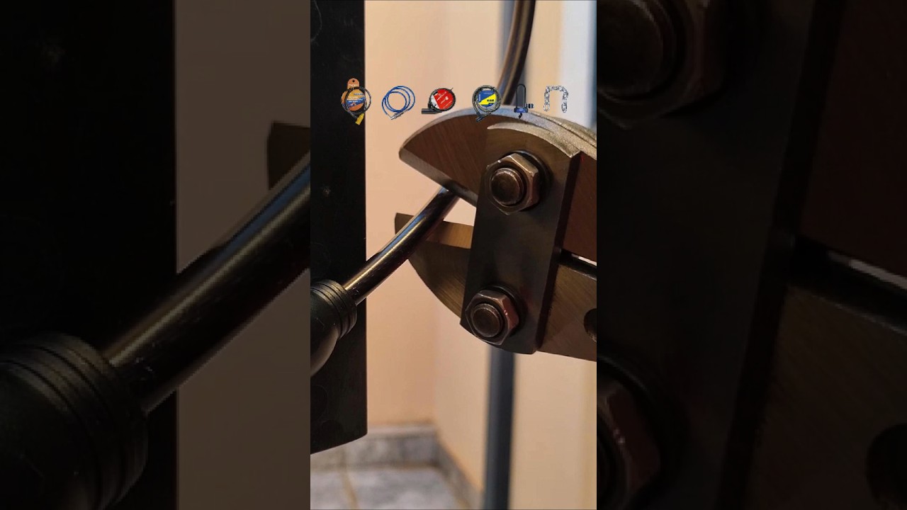 qual trava de bicicleta &eacute; mais resistente? #satisfatorio #trava #bicicleta #resistencia #corrente