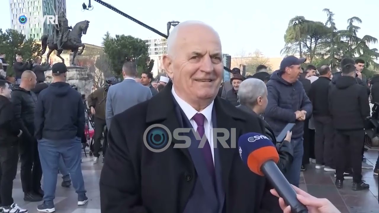 'Qofshin të pranuara lutjet dhe agjërimi', besimtarët myslimanë festojnë Fitër Bajramin