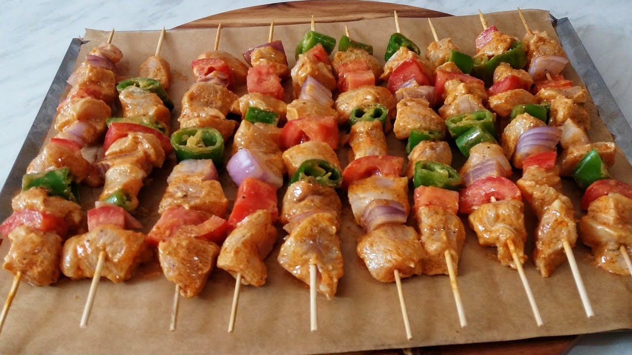 بروشات فالفرن بتتبيلة رائعة ألذ بكثير من المطاعم 🍢🍡 Brochettes poulets mariné au four