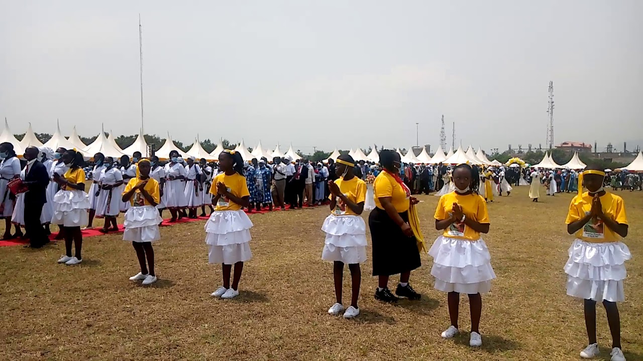 Mokuongo Chon Gi Lala by Alfred Ossonga