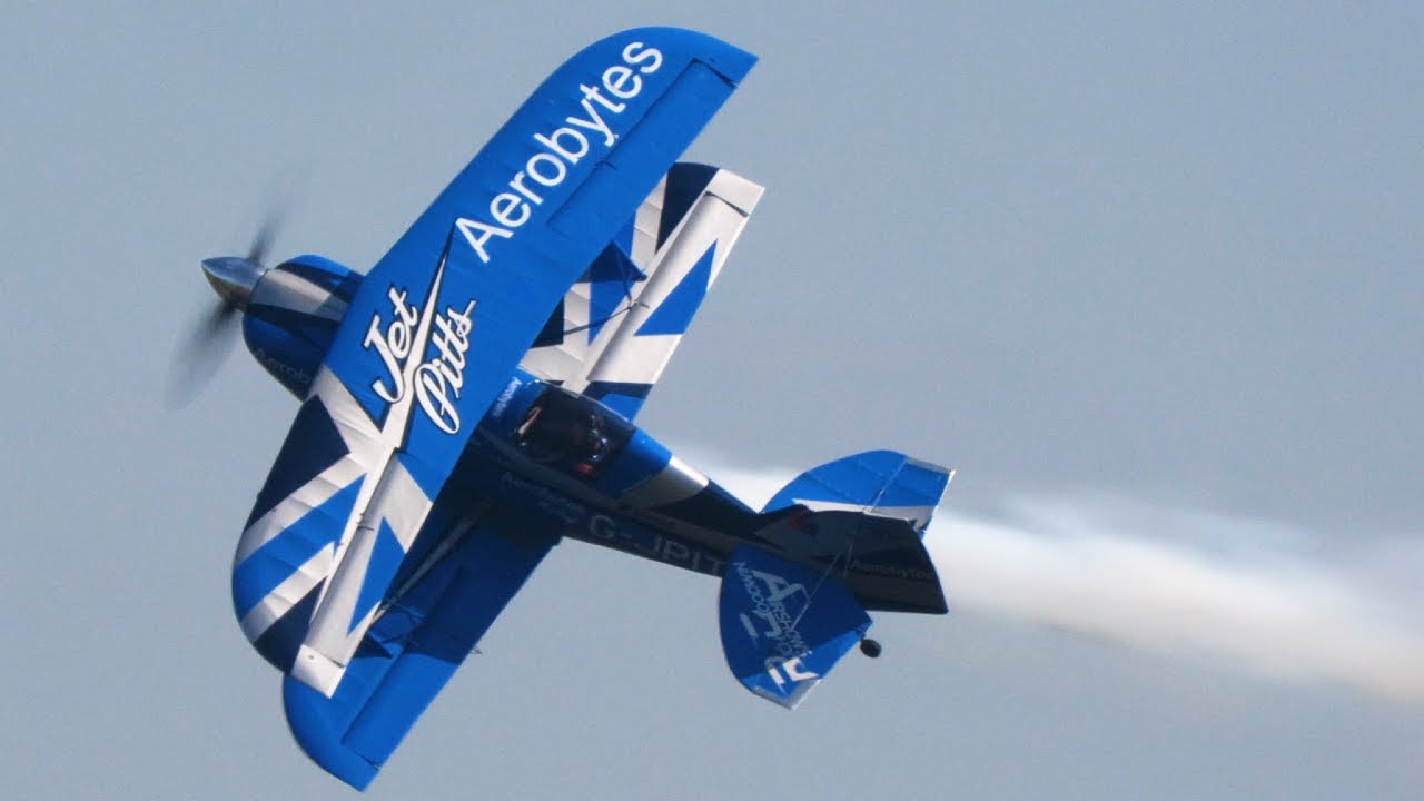 Richard Goodwin's incredible jet-powered Pitts Special | Air Legend 2024
