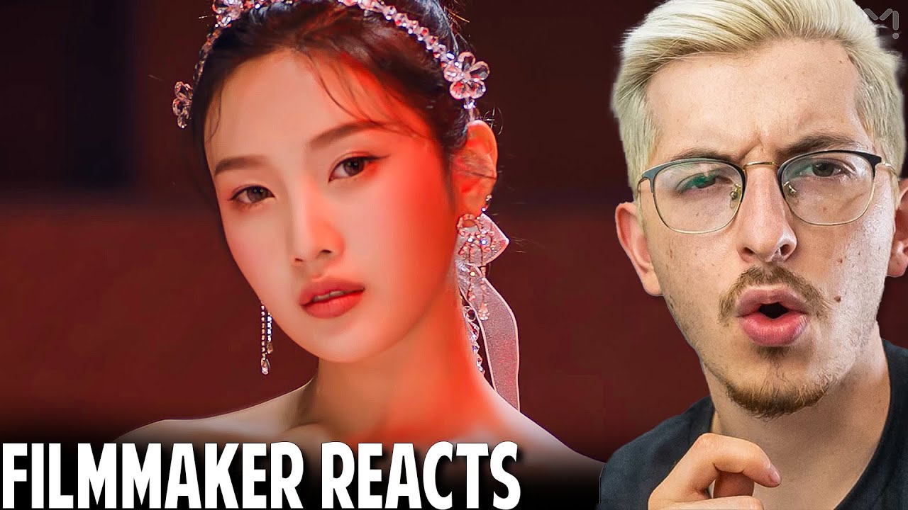 FILMMAKER Reacts To Red Velvet 'Feel My Rhythm' MV