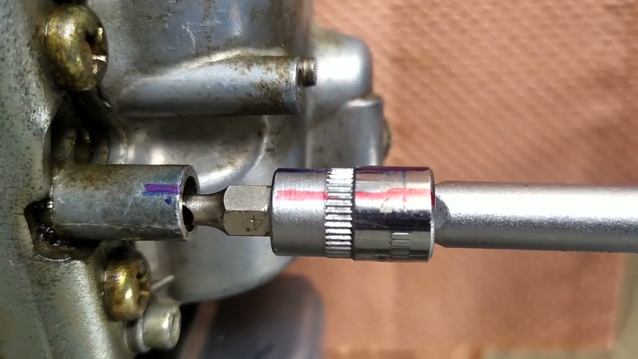 Astuce réglage vis de richesse carburateur 600 Bandit 96-99