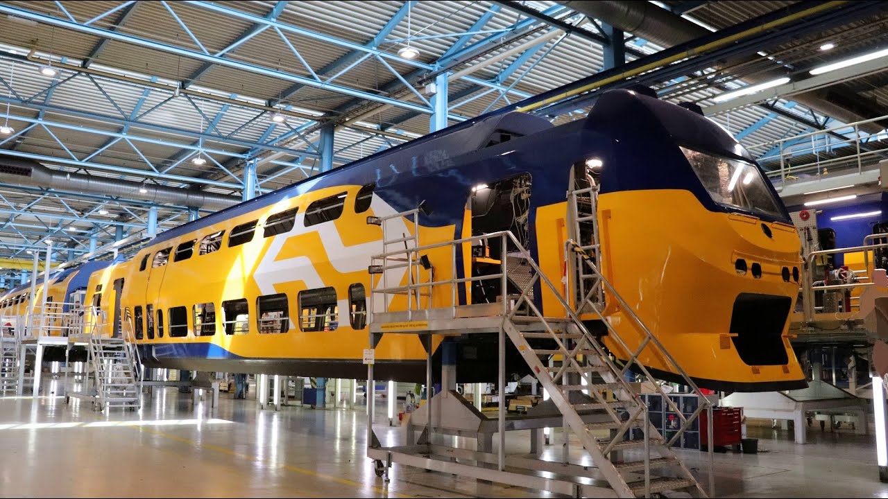Modernisering van VIRM 2/3 naar VIRMm 2/3 bij NS in Haarlem