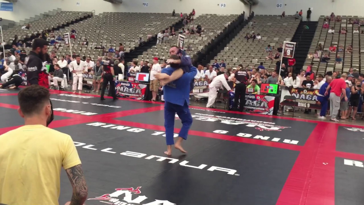 Naga 2017 triangle walk out of bounds disqualification