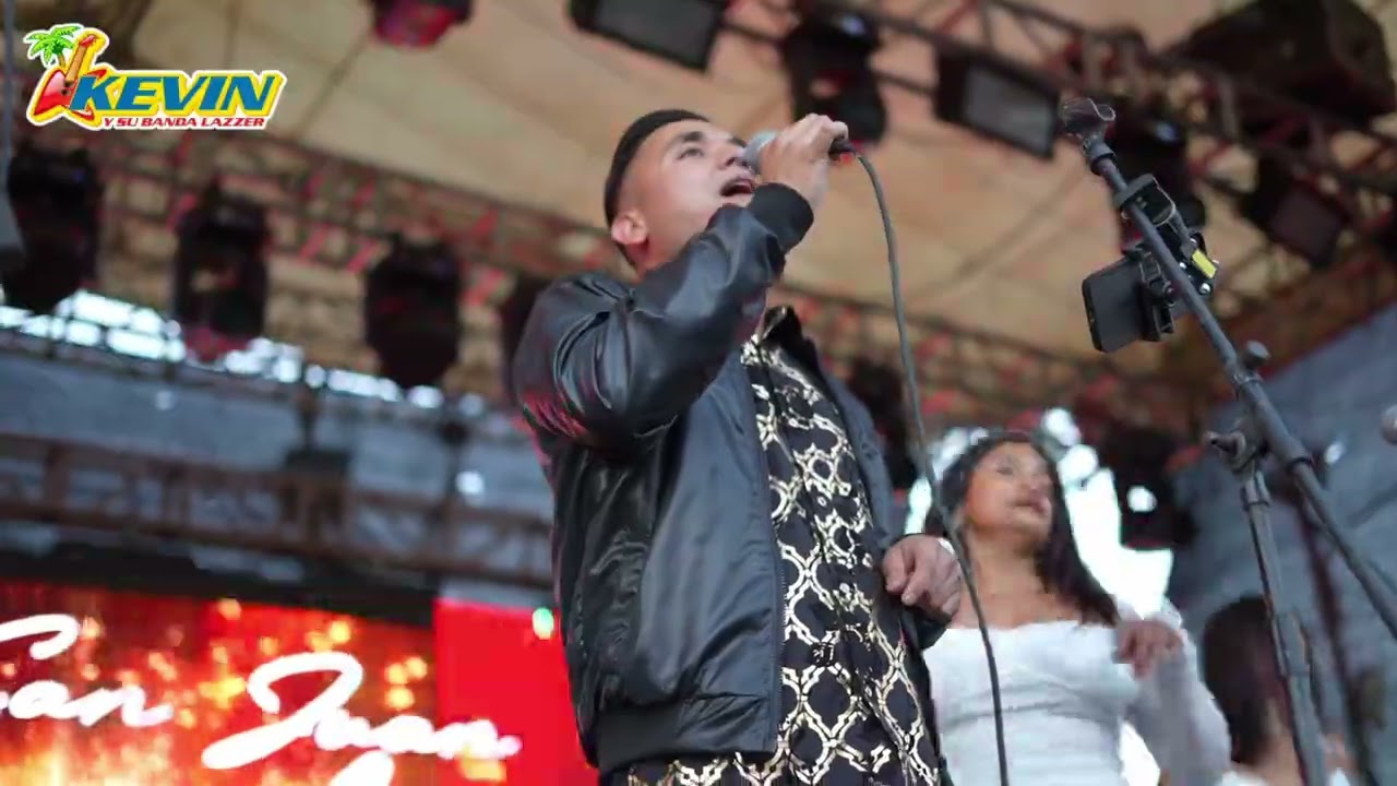 UN HOMBRE BUSCA UNA MUJER CIERRE DE FERIA OSTUNCALCO 8 DE FEBRERO GRUPO DE AMIGOS ARLINTONG VIRGNIA