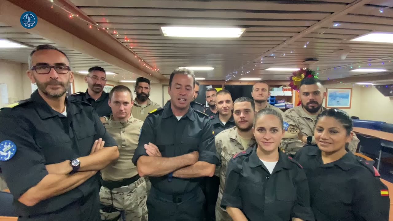 FELIZ AÑO NUEVO DESDE LA FRAGATA VICTORIA