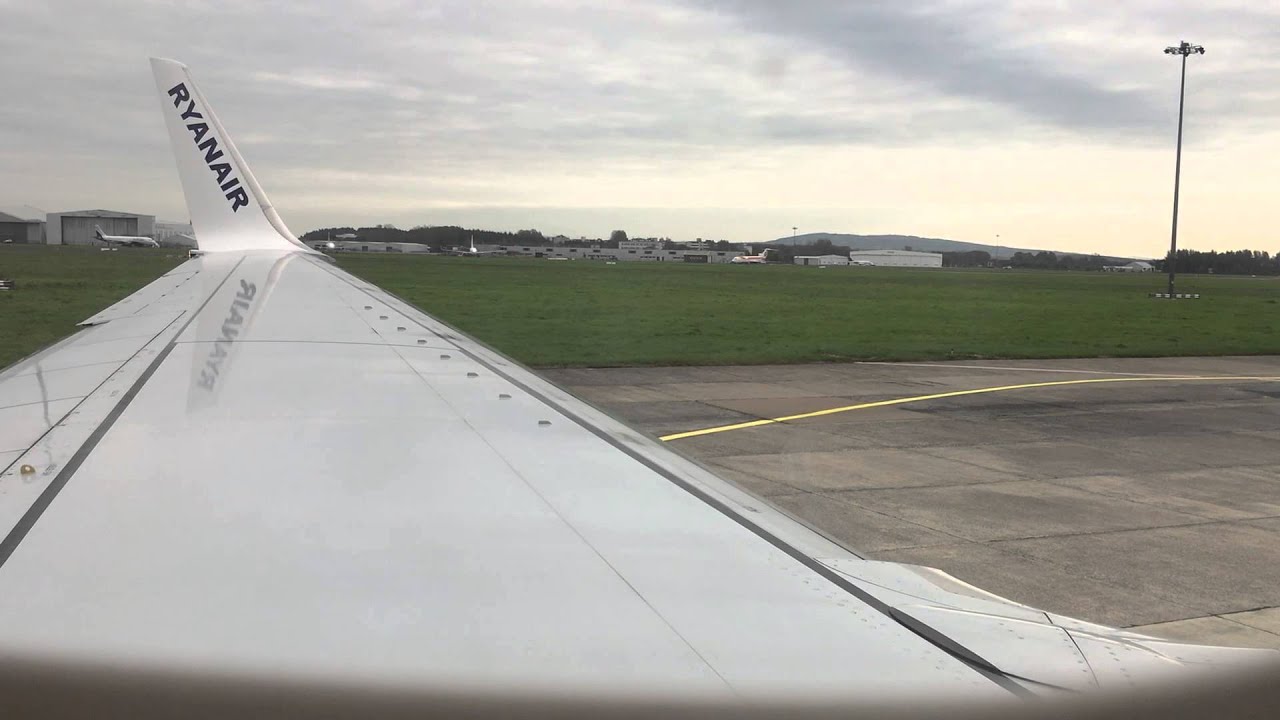 737-800 Ryanair - Takeoff from RWY24 - Shannon Airport (SNN)