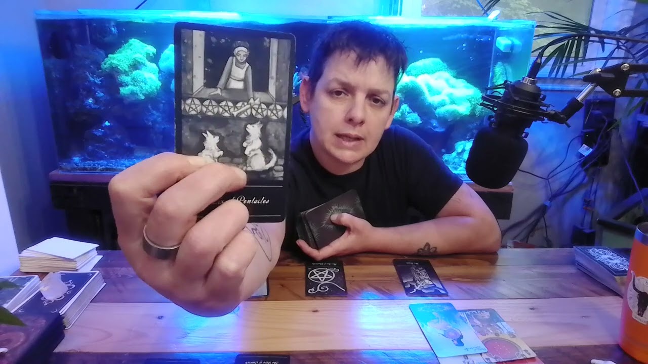 Лео, кто все эти люди у тебя на пути?