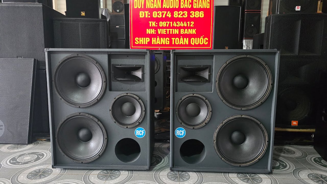 mở nội thất và téc chất âm loa RCF bát 40  ba đường tiếng hàng khủng nhất hãng ai mua xin đt 037482