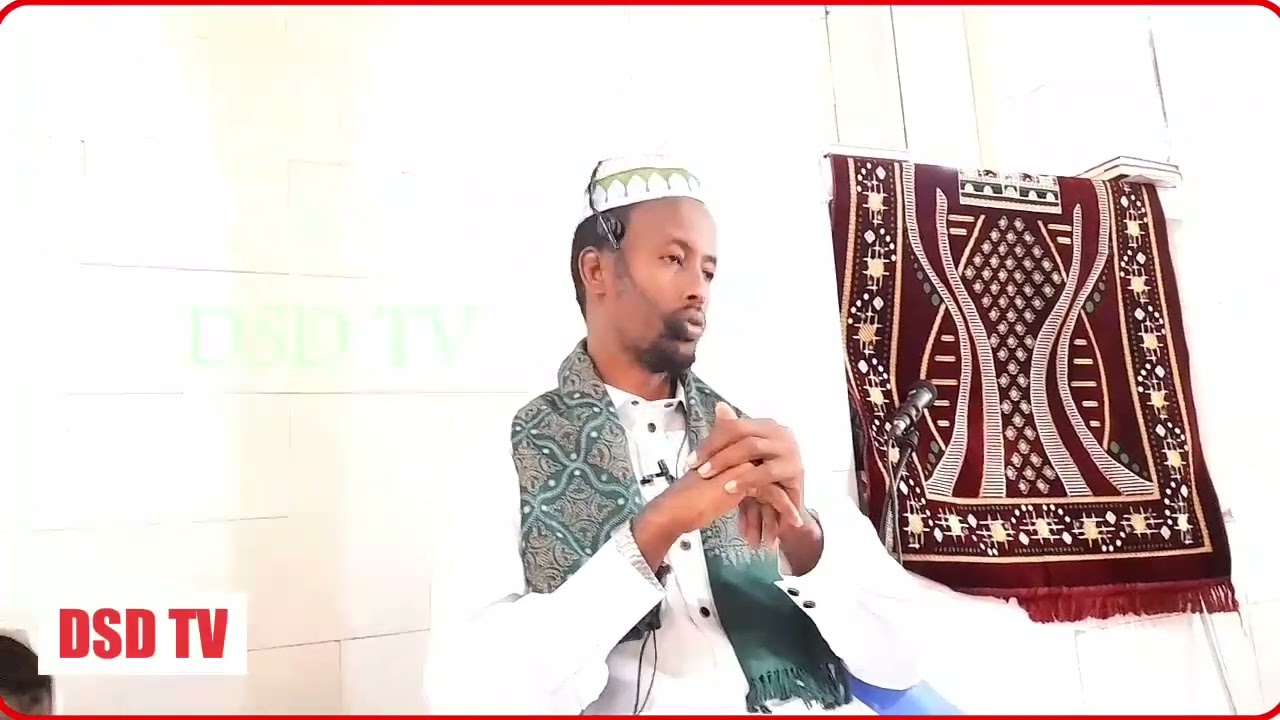 Laba Qiso Oo Kusaabsan Cafiska .