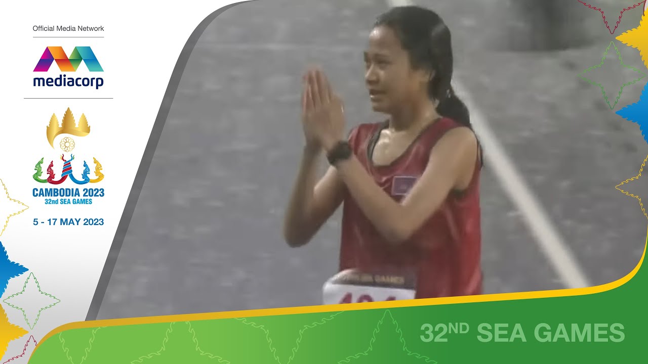Cambodian 5000m runners endure the rain and refuse to throw in the towel | Athletics SEA Games 2023