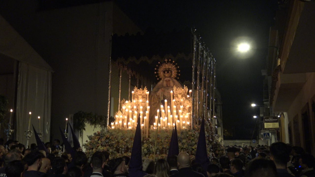 Entrada Virgen del Dulce Nombre 