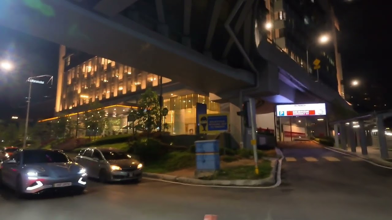 220260303 Berjalan-jalan dari Stesen Surian ke Palm Spring pada waktu malam