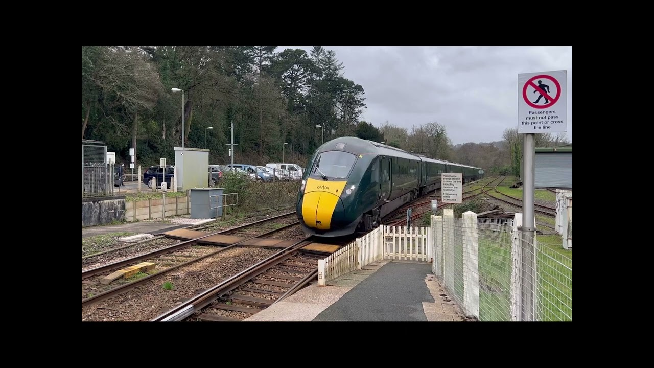 Class 43, 158 and 800 trains @ Bodmin Parkway - 25/03/23