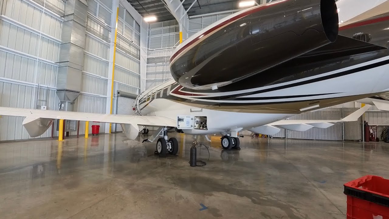 Aircraft Maintenance - Challenger 350 & 3500, Learjet 75 