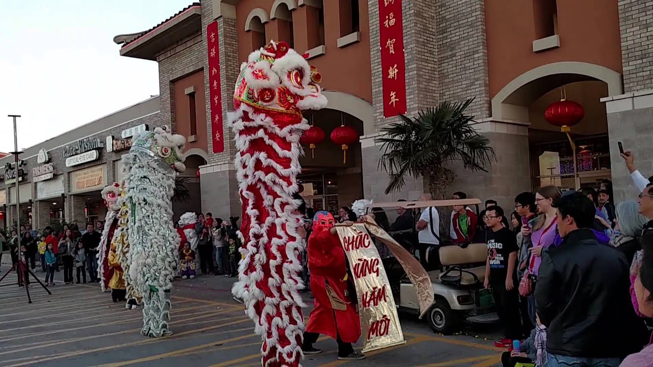 Asia times square Dragon Dance pt 1