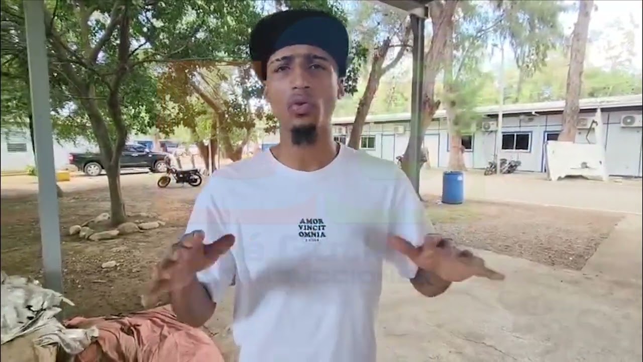 Se entregó otro de los que se ve en video atracando señora en Urbanización El Paraíso, Santiago