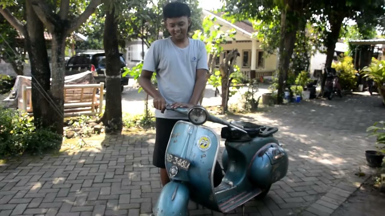 VESPA SEHARGA AVANZA ⁉️ | 1961 VESPA VBB FRANCE