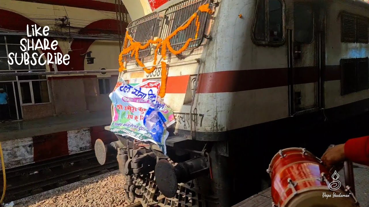 My First Train ride in India 🇮🇳 