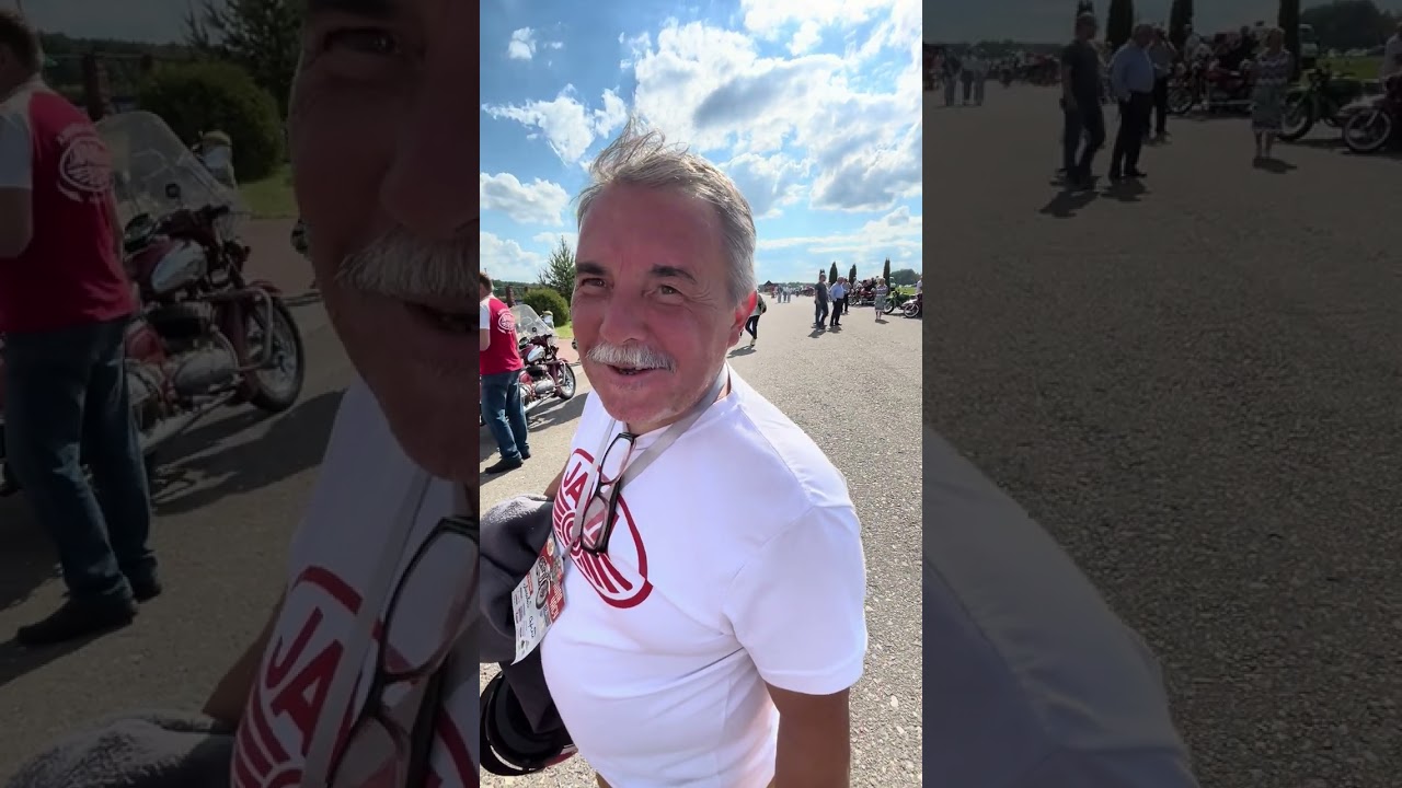 Сергей прибыл в Минск на выставку ретро- мотоциклов 