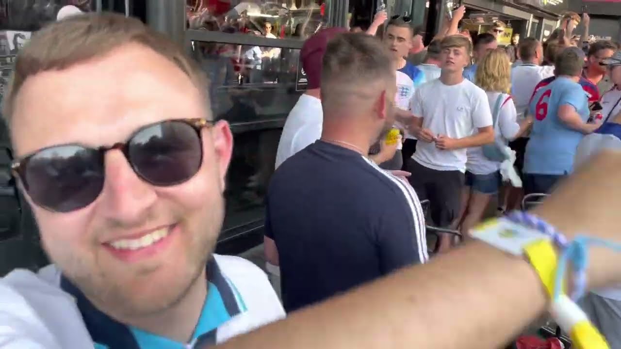ENGLAND FANS TAKE OVER MALTA: Bukayo Saka song rings out