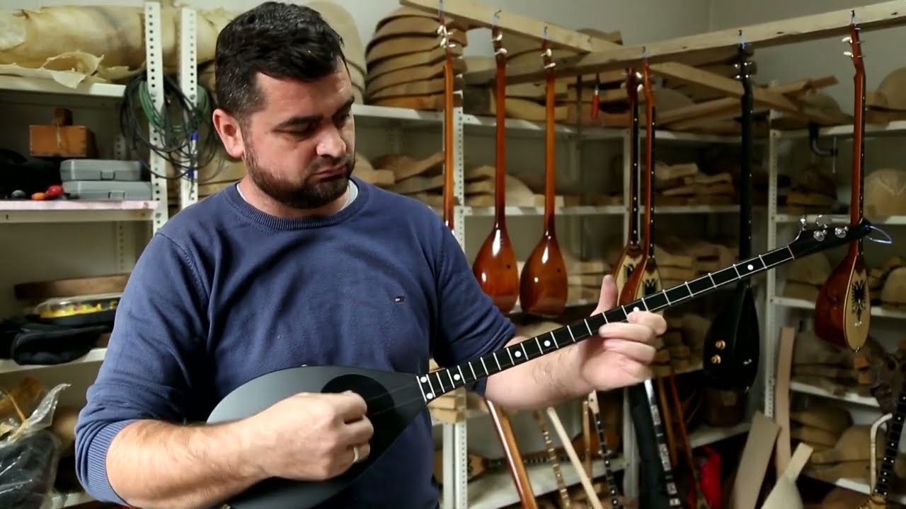 Çifteli Elektrike Klasike dhe Kromatike. 13 Frets Cifteli vs 22 Frets
