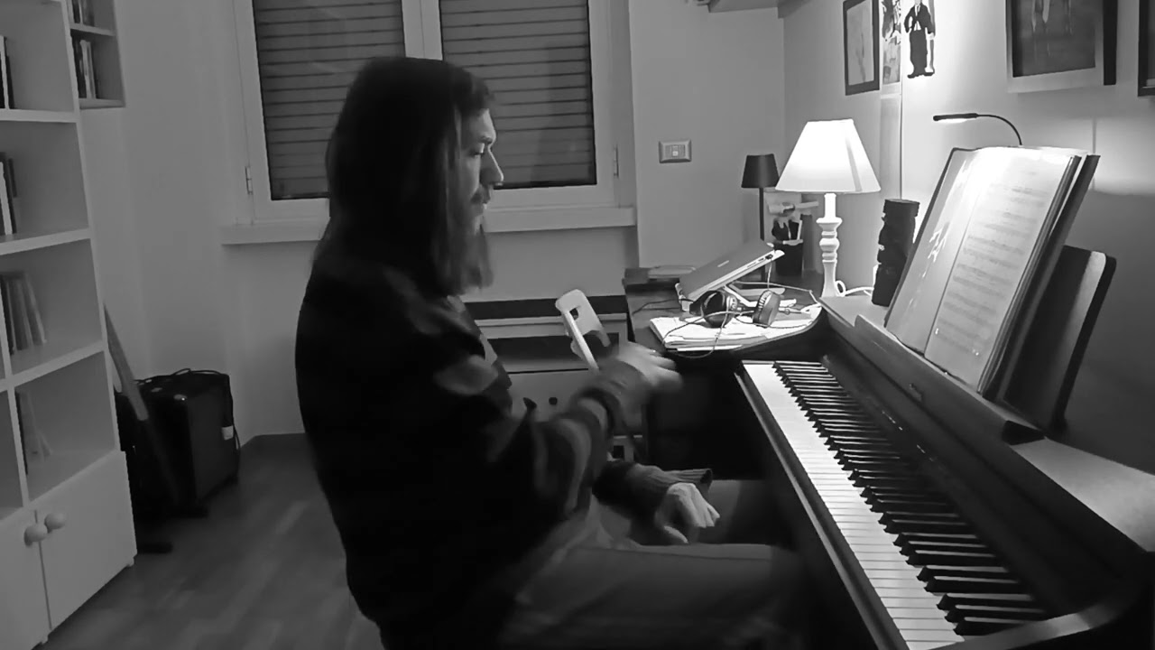 Franco Battiato: Centro di gravità permanente. Piano Cover