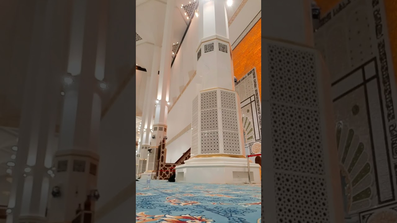 تلاوة عطرة من جامع الجزائر للشيخ رشيد قوي