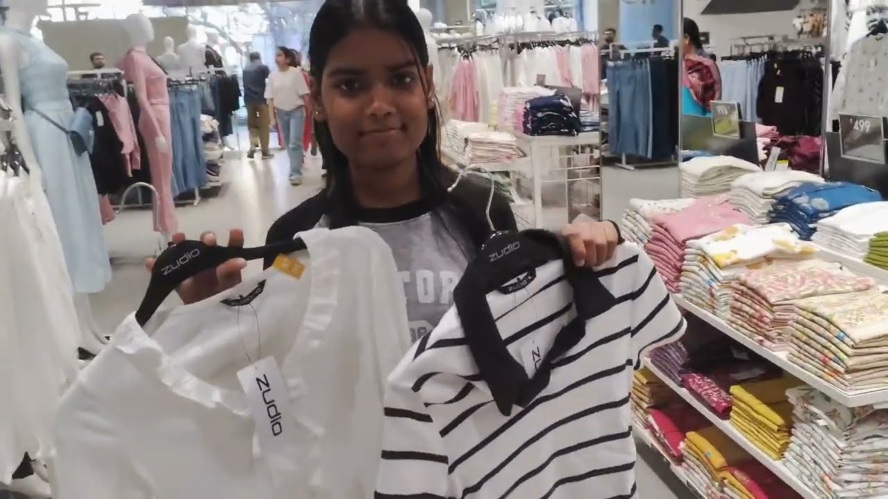 👍👌Ham shopping karne ke liye Aaye Hain ( Mall mein) somya Gautam official ##somya# 💐