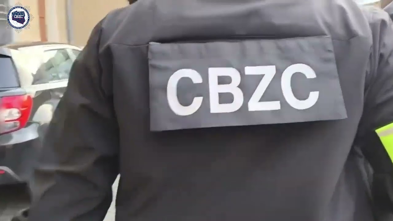 Podejrzany o oszustwa nigeryjskie i BEC w rękach policjant&oacute;w CBZC
