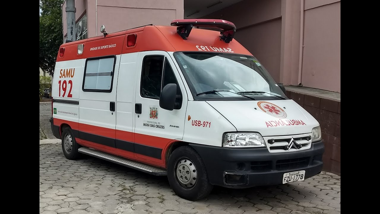 Compilação deslocamento viaturas SAMU e ambulâncias código 3 sirene YELP – EMS Code 3 - PARTE 4