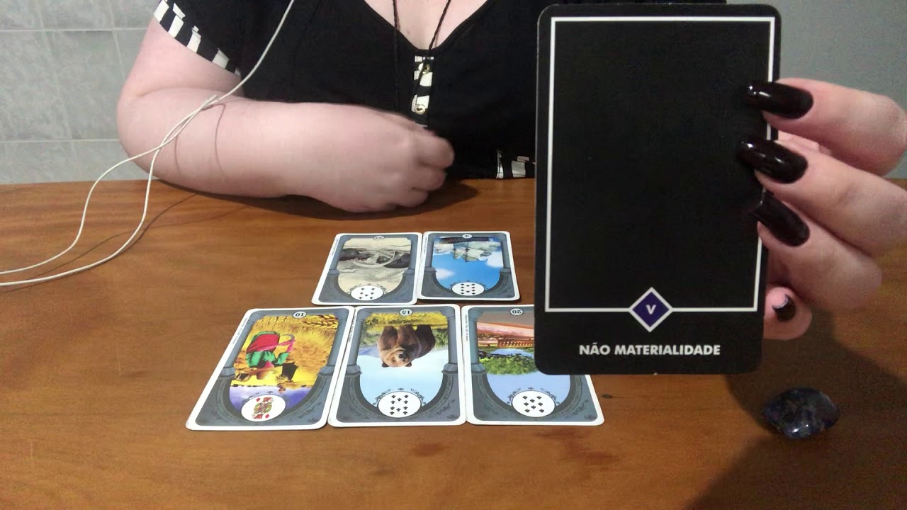 Ele (a) sonha comigo? O que sonha? #tarotdoamor #tarotonline #baralhocigano