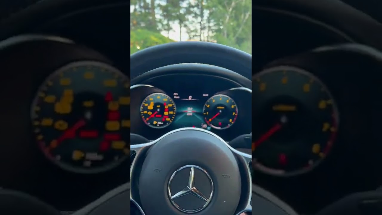 2021 Mercedes-Benz C300 class startup