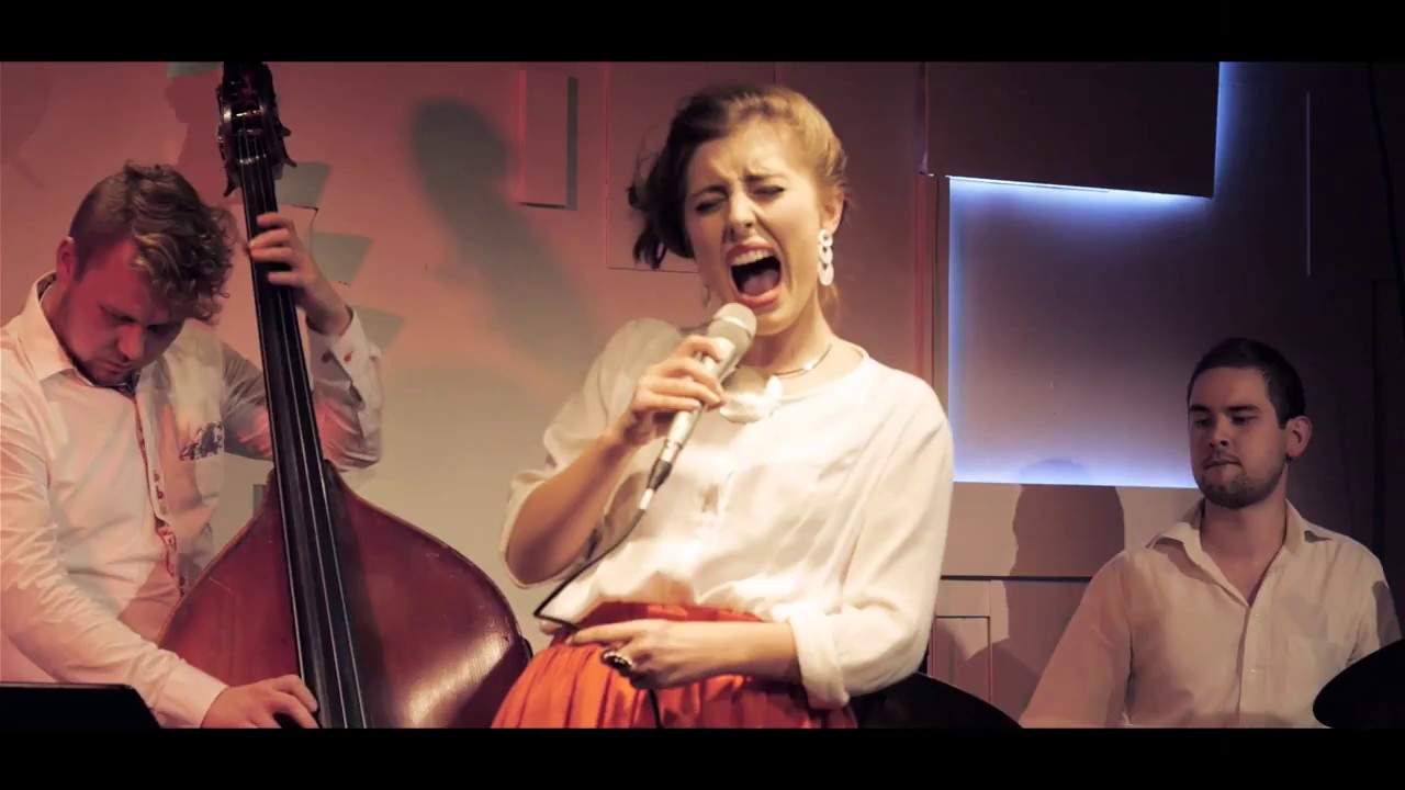 Bluebird - Elena & The Rom Ensemble (live @ Lavaklubi, 2014)