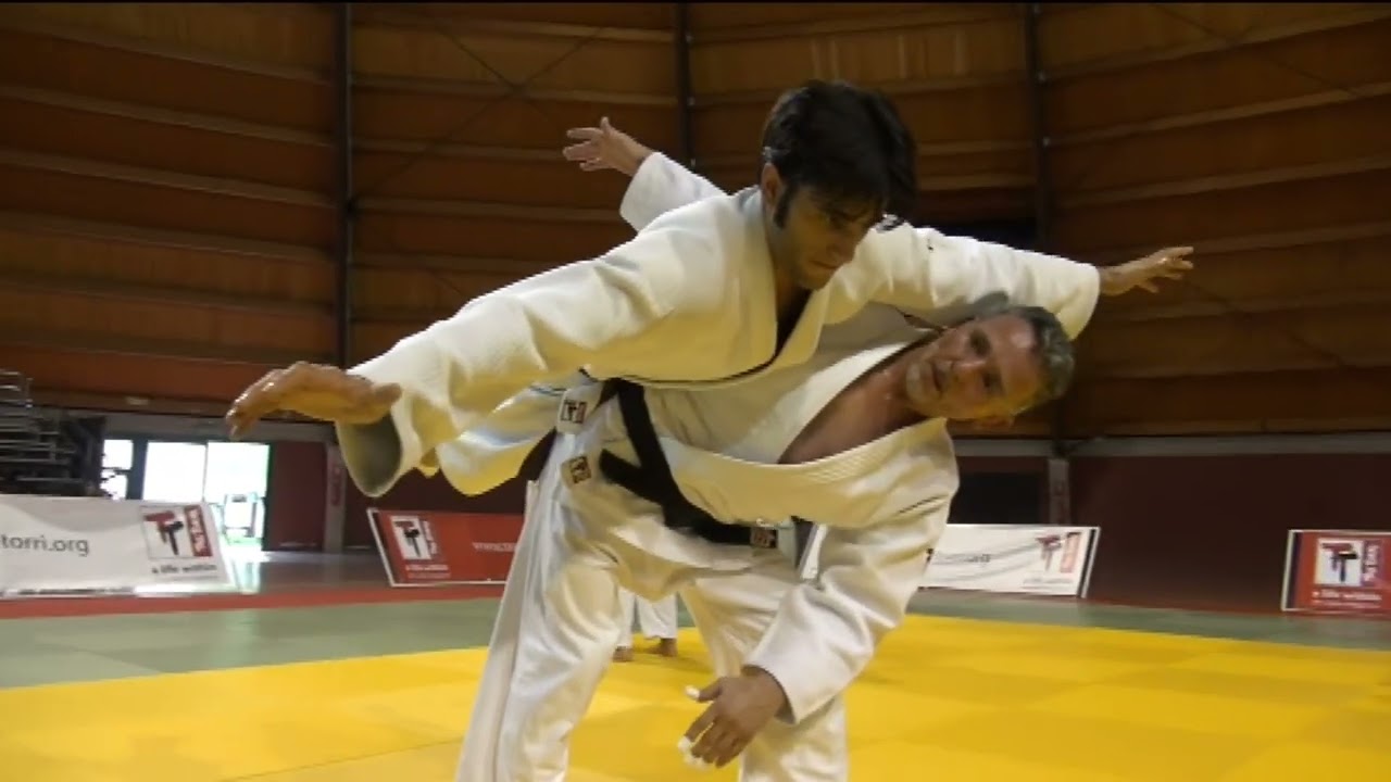 TACHI WAZA  KOSHI WAZA - UKI GOSHI