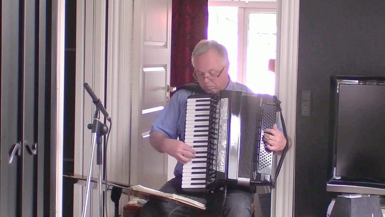 Granada by Agostin Lara - accordion solo