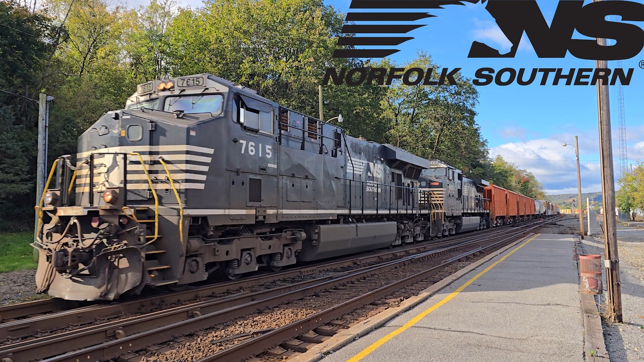 Norfolk Southern manifests and heritage units at Lewistown, PA (October 2024)