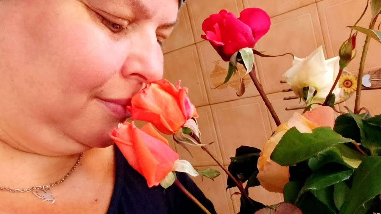 Viata de mama singura si lupta cu cancerul - Lectii de curaj si bunatate