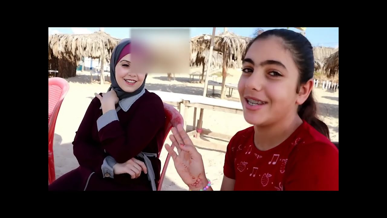 لما بنتك ممنوع تسبح في البحر لانه عالي وما تسمع كلامك!!
